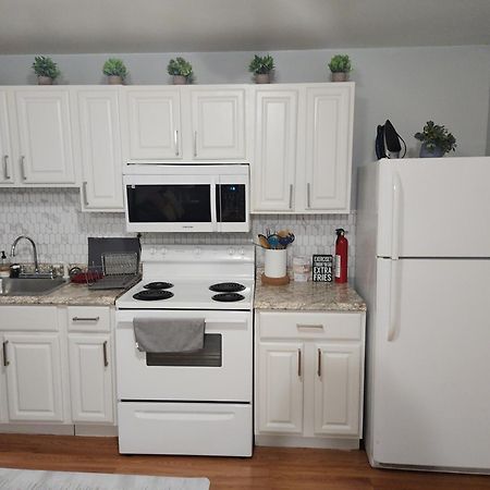 Entire 2-Bed Private Apt - Ewr/Nyc/Outlet Mall ニューアーク 部屋 写真